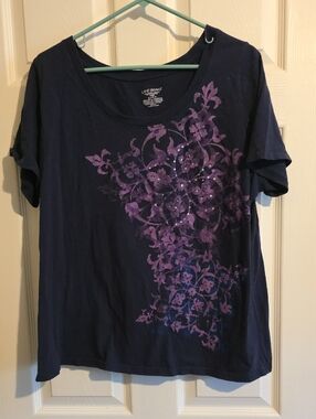 Purple Floral Motif Navy Tee with Rhinestones